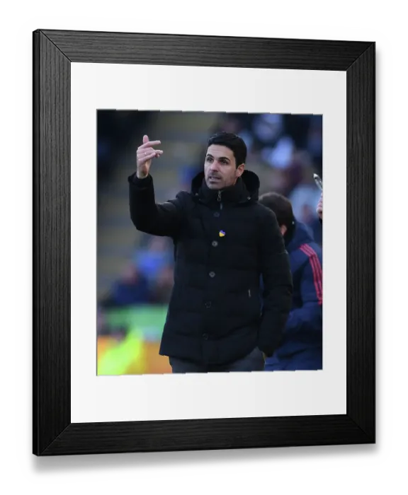 Framed Print : Mikel Arteta Leads Arsenal Against Leicester City in Premier League Clash