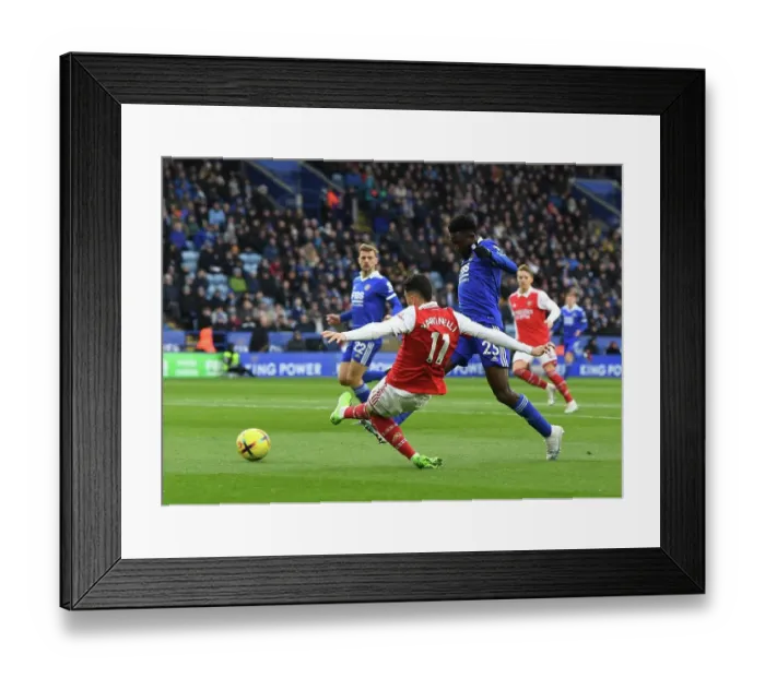 Framed Print : Martinelli's Last-Minute Thriller: Arsenal Snatch Dramatic Victory Over Leicester City in the Premier League 2022-23