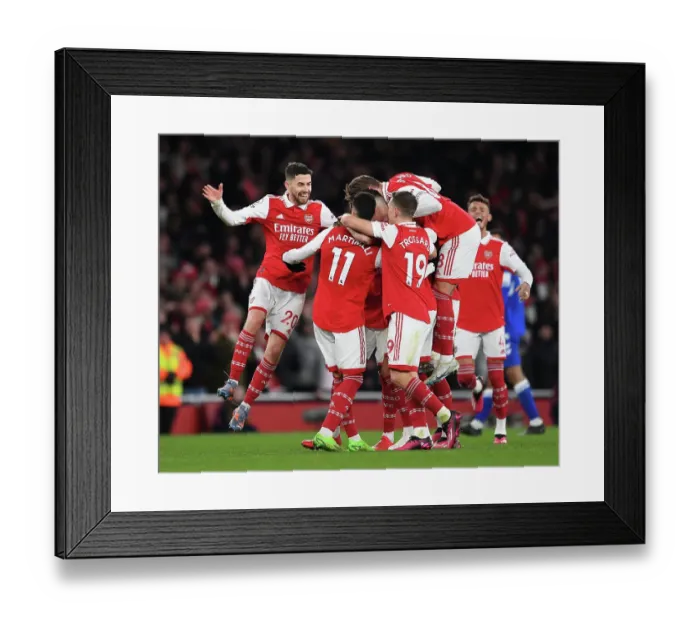 Framed Print : Arsenal vs Everton: Premier League Clash at Emirates Stadium (2023)