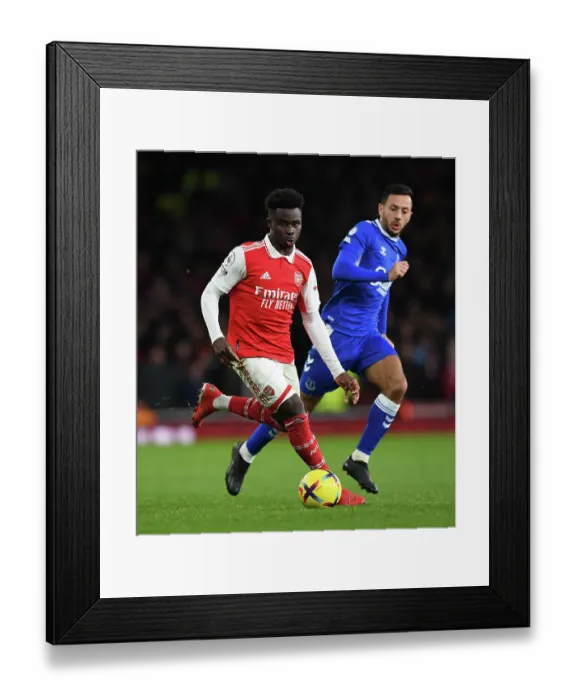 Framed Print : Arsenal vs. Everton: Premier League Clash at Emirates Stadium (2023)