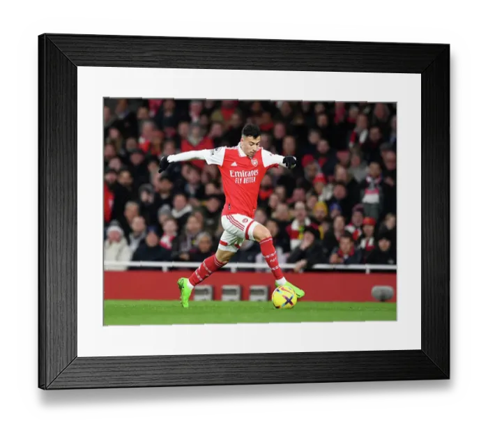 Framed Print : Arsenal vs. Everton: Premier League Clash at Emirates Stadium (2023)