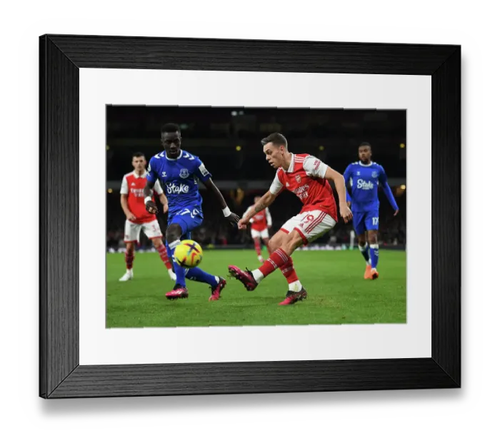 Framed Print : Arsenal vs. Everton: Premier League Clash at Emirates Stadium (2023)