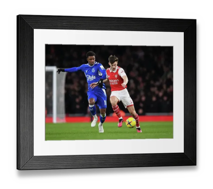 Framed Print : Arsenal's Eddie Nketiah in Action Against Everton at Emirates Stadium, 2023 (Premier League)