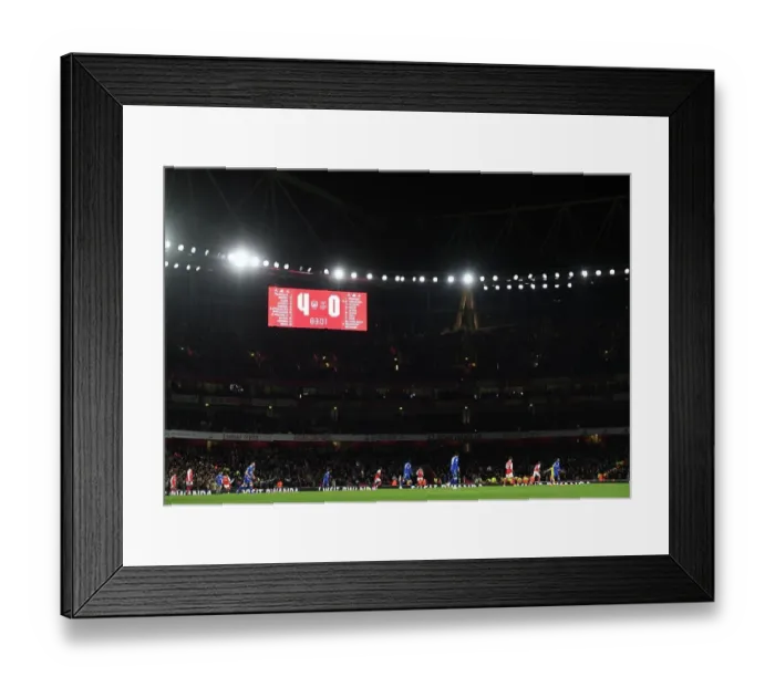 Framed Print : Arsenal's Dominant Performance: 4-0 Over Everton in Premier League