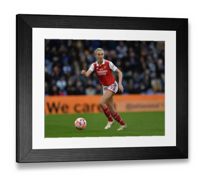 Framed Print : Arsenal's Leah Williamson in FA Women's Continental Tyres League Cup Final Against Chelsea Framed Print : Arsenal's Leah Williamson in FA Women's Continental Tyres League Cup Final Against Chelsea