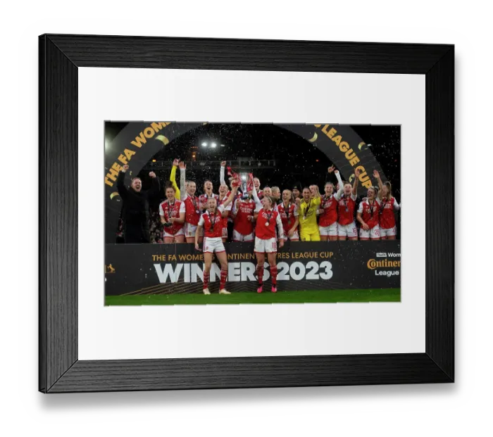 Framed Print : Arsenal Women Celebrate Conti Cup Victory: Leah Williamson and Kim Little Lift the Trophy Framed Print : Arsenal Women Celebrate Conti Cup Victory: Leah Williamson and Kim Little Lift the Trophy