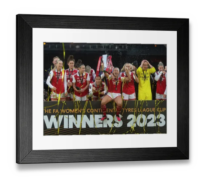 Framed Print : Arsenal Women Lift the FA WSL Cup: Victory over Chelsea