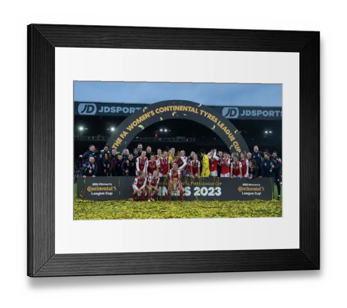 Framed Print : Arsenal Women Lift the FA WSL Continental Tyres League Cup after Victory over Chelsea Framed Print : Arsenal Women Lift the FA WSL Continental Tyres League Cup after Victory over Chelsea