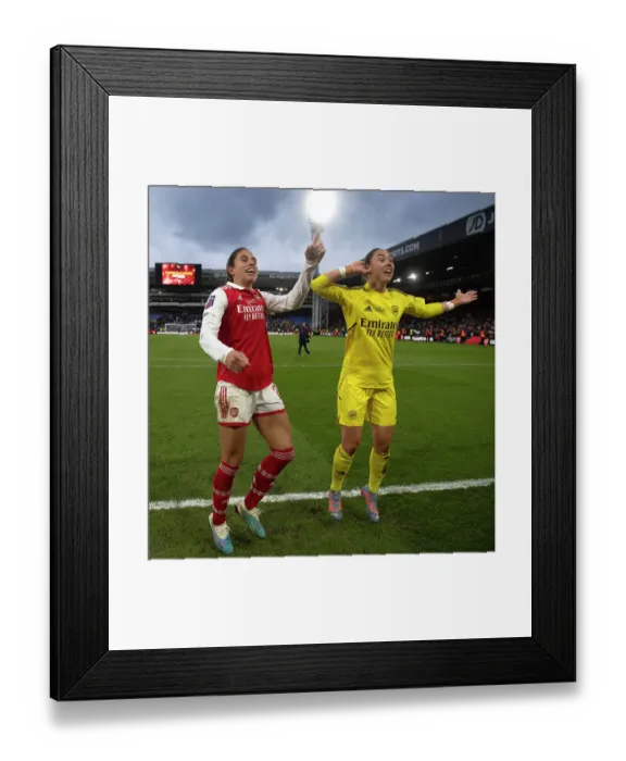 Framed Print : Arsenal Women Celebrate FA WSL Cup Final Victory over Chelsea