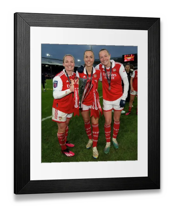 Framed Print : Arsenal Women Celebrate Conti Cup Victory Over Chelsea