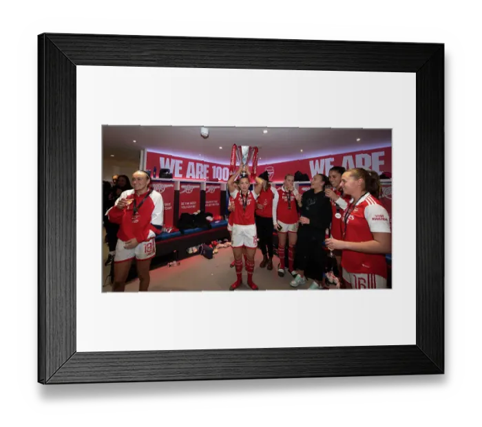 Framed Print : Arsenal Women's Victory: Katie McCabe Lifts the Conti Cup