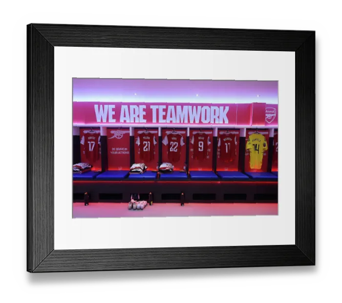 Framed Print : Arsenal Women Prepare for Conti Cup Final Showdown Against Chelsea