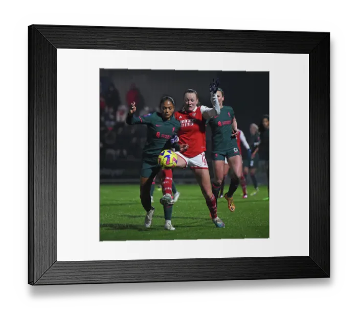 Framed Print : Arsenal vs. Liverpool: FA Women's Super League Showdown - A Battle of Titans (2022-23)
