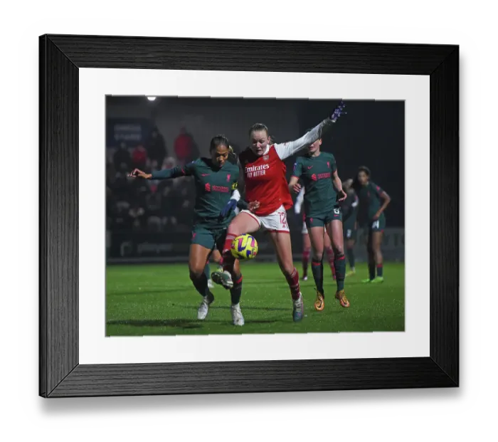 Framed Print : Arsenal vs. Liverpool: FA Women's Super League Showdown - A Battle of Titans (2022-23)