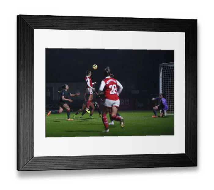 Framed Print : Caitlin Foord Scores Arsenal's Second Goal in FA Women's Super League Victory over Liverpool