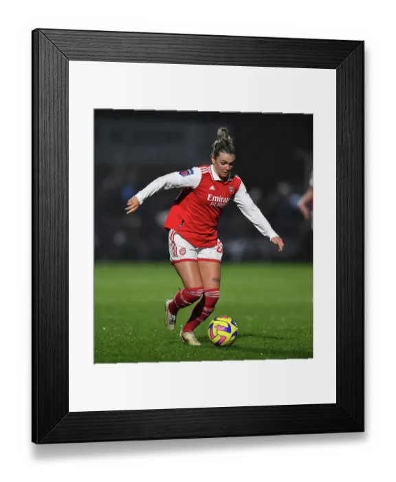 Framed Print : Arsenal Women vs Liverpool Women: FA Women's Super League Clash (2022-23) - Battle at Meadow Park