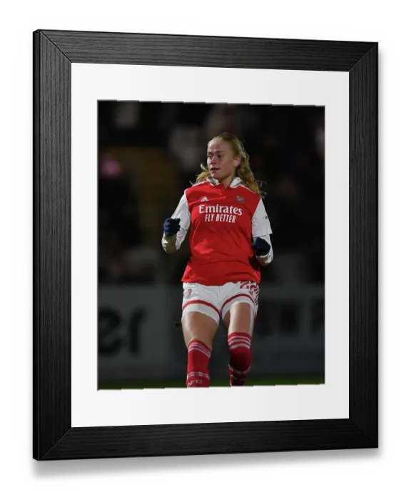 Framed Print : Arsenal Women vs Liverpool Women: Super League Showdown at Meadow Park (2022-23)