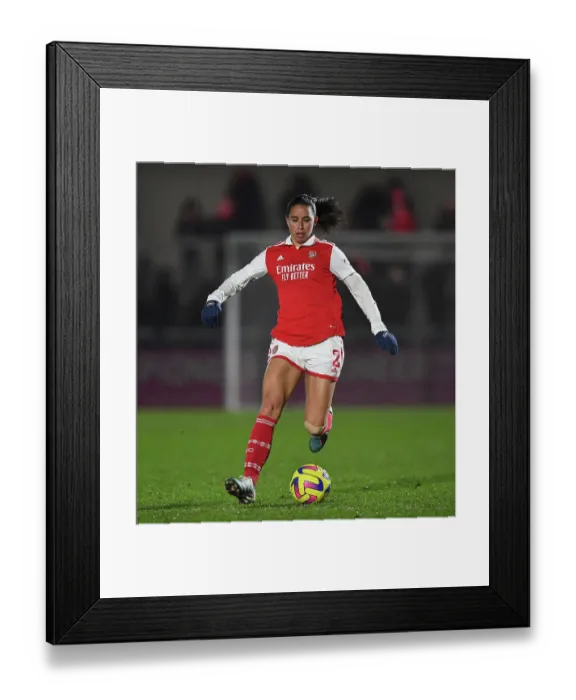 Framed Print : Arsenal's Rafaelle Souza in Action: Arsenal Women vs Liverpool Women, FA Women's Super League 2022-23