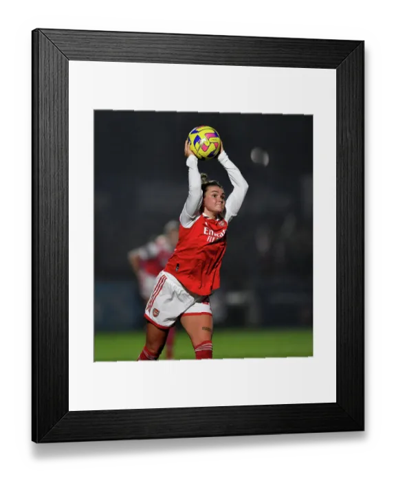 Framed Print : Arsenal Women vs Liverpool Women: FA Women's Super League Clash (2022-23) - Battle at Meadow Park