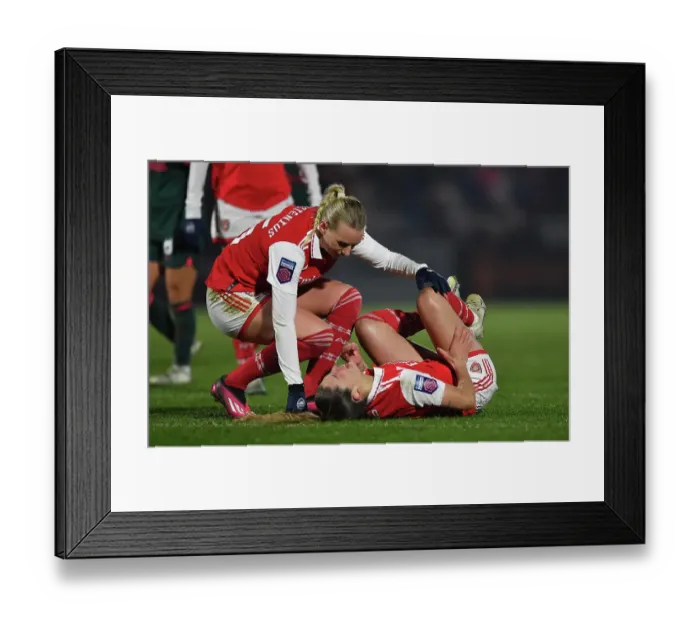 Framed Print : Arsenal Women: Stina Blackstenius Heartfelt Support for Gio Queiroz Framed Print : Arsenal Women: Stina Blackstenius Heartfelt Support for Gio Queiroz