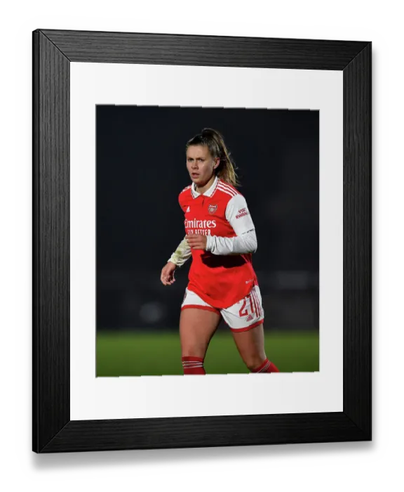 Framed Print : Arsenal's Victoria Pelova Goes Head-to-Head with Liverpool in FA Women's Super League Clash (2022-23)