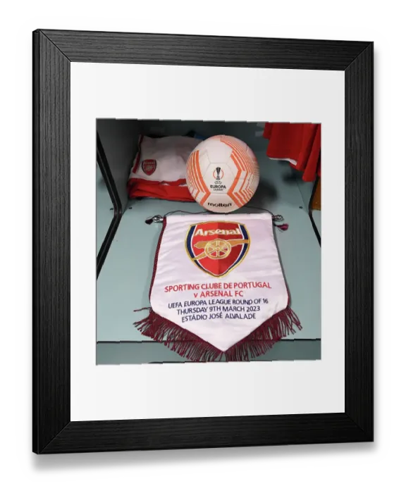 Framed Print : Arsenal's Pre-Match Huddle: United in Focus before Facing Sporting Lisbon in UEFA Europa League 2022-23 Round of 16 Framed Print : Arsenal's Pre-Match Huddle: United in Focus before Facing Sporting Lisbon in UEFA Europa League 2022-23 Round of 16