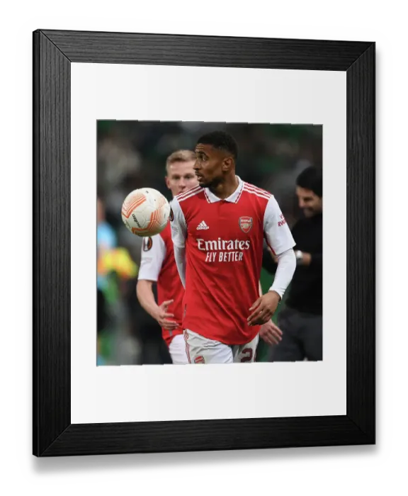 Framed Print : Arsenal's Reiss Nelson Shines in Europa League Clash Against Sporting Lisbon Framed Print : Arsenal's Reiss Nelson Shines in Europa League Clash Against Sporting Lisbon
