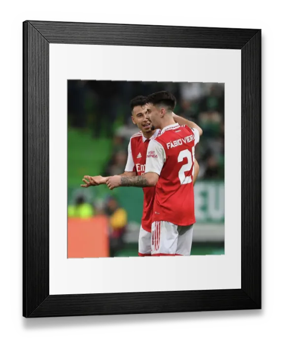 Framed Print : Martinelli and Vieira Face Off: Arsenal vs. Sporting CP - UEFA Europa League Round of 16, Lisbon