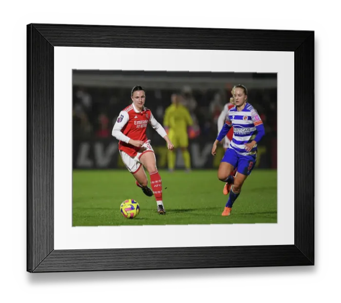 Framed Print : Arsenal vs. Reading: Intense Battle in FA Women's Super League