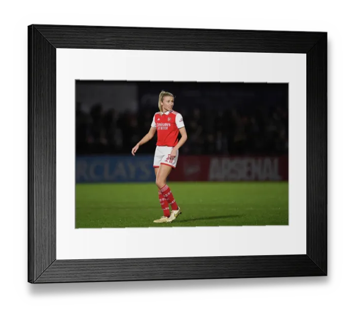 Framed Print : Arsenal's Leah Williamson in Action during FA Women's Super League Match vs. Reading