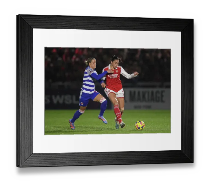Framed Print : Arsenal Women vs Reading: Rafaelle Souza in Action at the FA Women's Super League Match Framed Print : Arsenal Women vs Reading: Rafaelle Souza in Action at the FA Women's Super League Match