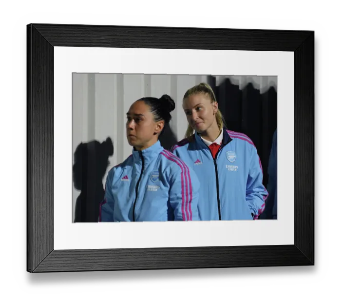 Framed Print : Arsenal Women vs Reading: Leah Williamson's Focus Before Clash in FA Women's Super League