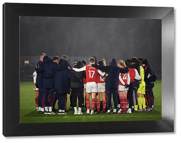 Arsenal Women's Team Unites After Hard-Fought Victory Against Reading in FA WSL