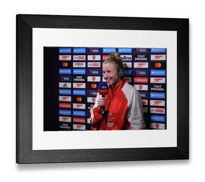 Framed Print : Arsenal's Leah Williamson Celebrates FA Women's Super League Victory over Reading