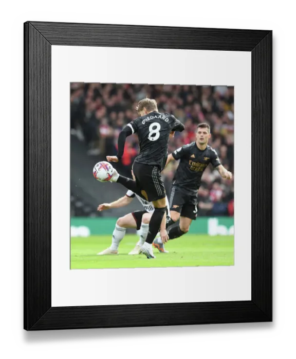 Framed Print : Martin Odegaard in Action: Fulham vs. Arsenal, Premier League 2022-23 Framed Print : Martin Odegaard in Action: Fulham vs. Arsenal, Premier League 2022-23