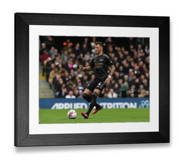 Framed Print : Ben White in Action: Fulham vs. Arsenal (2022-23 Premier League) Framed Print : Ben White in Action: Fulham vs. Arsenal (2022-23 Premier League)