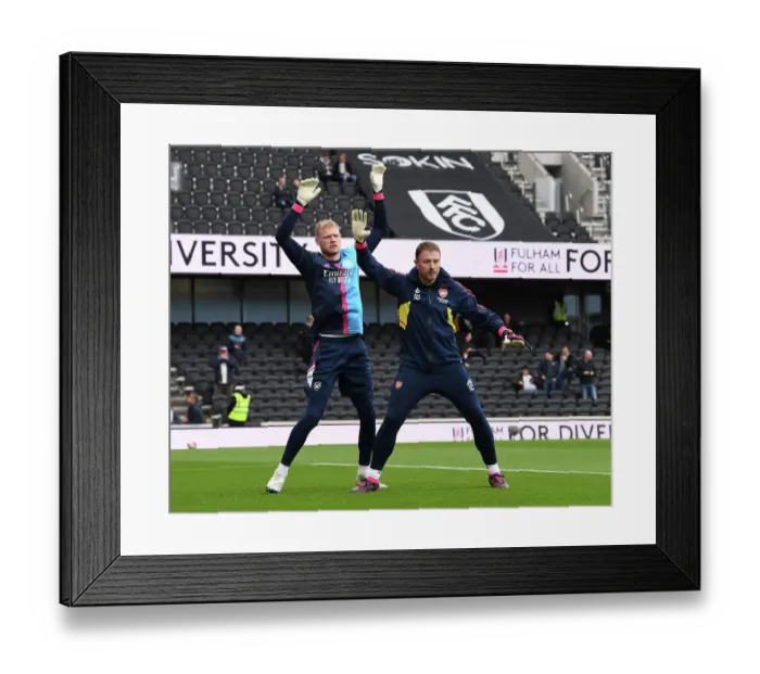 Framed Print : Arsenal's Ramsdale and Cana: Intense Focus Ahead of Fulham Match, 2022-23 Premier League