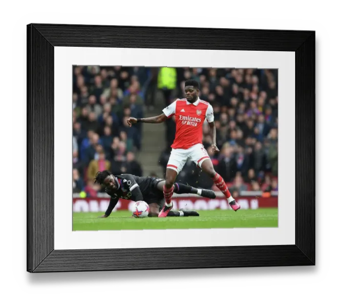 Framed Print : Thomas Partey in Action: Arsenal vs Crystal Palace, Premier League 2022-23 Framed Print : Thomas Partey in Action: Arsenal vs Crystal Palace, Premier League 2022-23