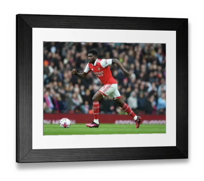 Framed Print : Thomas Partey in Action: Arsenal vs Crystal Palace, Premier League 2022-23 Framed Print : Thomas Partey in Action: Arsenal vs Crystal Palace, Premier League 2022-23