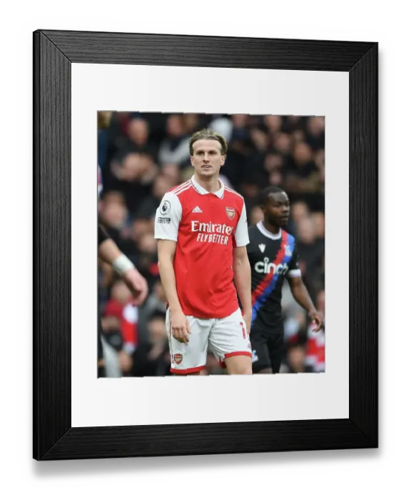 Framed Print : Rob Holding in Action: Arsenal vs. Crystal Palace, Premier League 2022-23 Framed Print : Rob Holding in Action: Arsenal vs. Crystal Palace, Premier League 2022-23