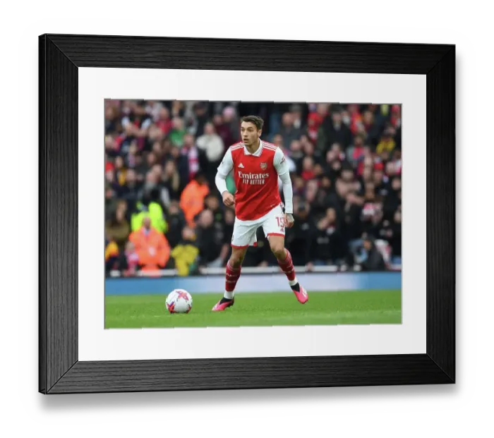 Framed Print : Arsenal's Jakub Kiwior Faces Off Against Crystal Palace in Premier League Showdown Framed Print : Arsenal's Jakub Kiwior Faces Off Against Crystal Palace in Premier League Showdown