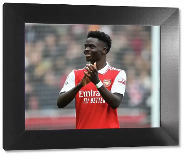 Bukayo Saka's Epic Victory Celebration: Arsenal's Star Wins Over Crystal Palace Fans at Emirates Stadium