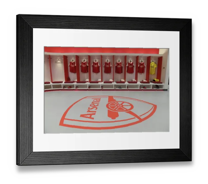 Framed Print : Arsenal FC: United in the Huddle - Pre-Match Moment of Unity (2022-23) (Arsenal vs Crystal Palace)