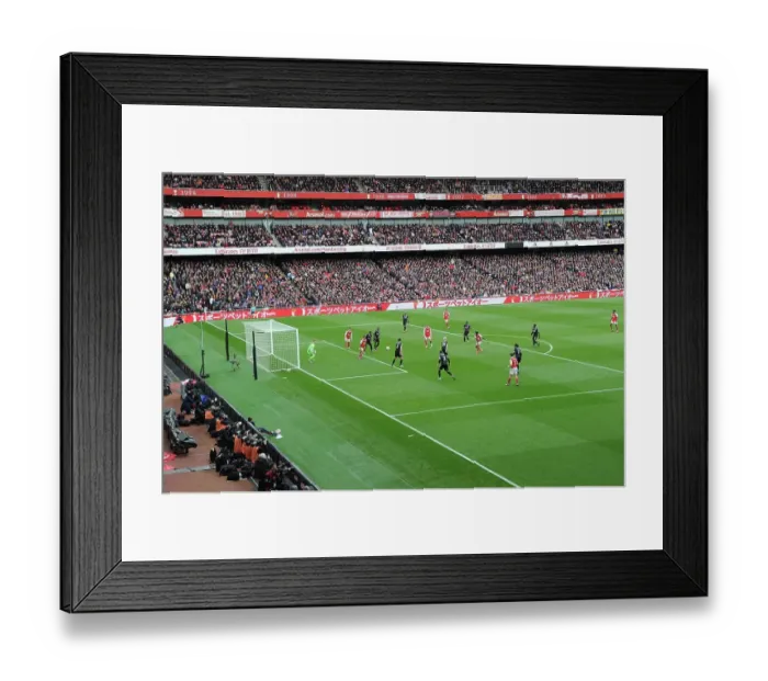 Framed Print : Arsenal's Bukayo Saka Scores Fourth Goal Against Crystal Palace in 2022-23 Premier League
