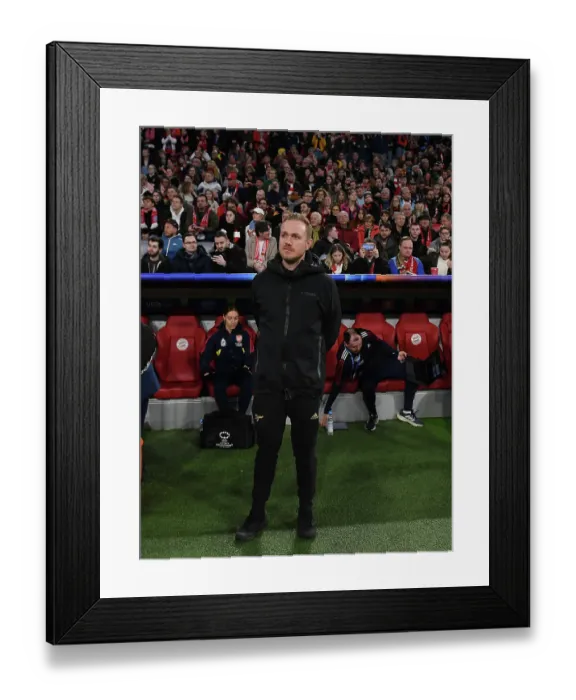 Framed Print : Arsenal vs. Bayern Munich: UEFA Women's Champions League Quarterfinal Showdown