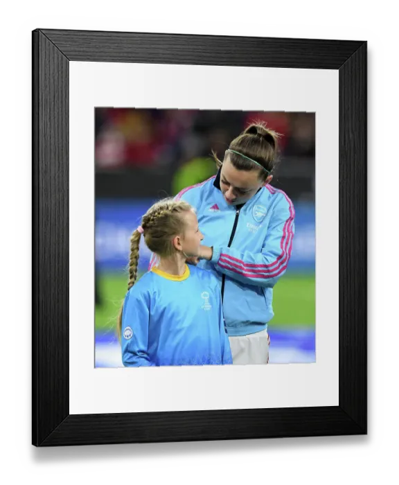 Framed Print : Arsenal's Katie McCabe Readies for Battle in UEFA Champions League Quarterfinals Against Bayern Munich