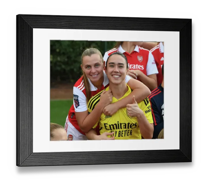 Framed Print : Arsenal Women's Squad 2022-23: A New Season Awaits Framed Print : Arsenal Women's Squad 2022-23: A New Season Awaits