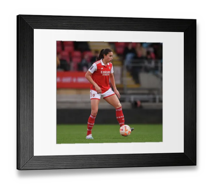 Framed Print : Rafaelle Souza vs. Tottenham Hotspur: Arsenal Star Faces Off in FA Women's Super League Showdown