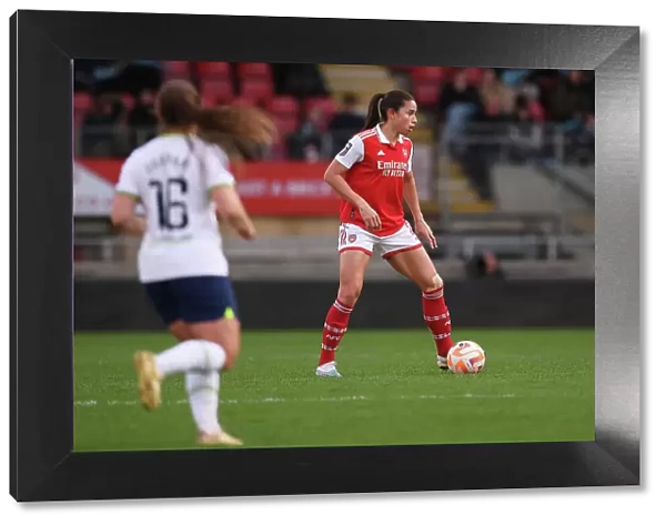 Arsenal's Rafaelle Souza Faces Off Against Tottenham Hotspur in FA Women's Super League Clash