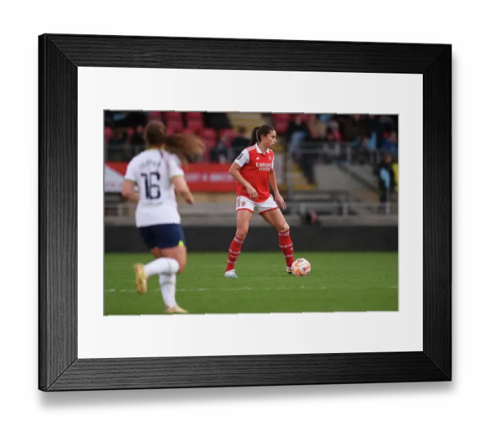 Framed Print : Arsenal's Rafaelle Souza Faces Off Against Tottenham Hotspur in FA Women's Super League Clash
